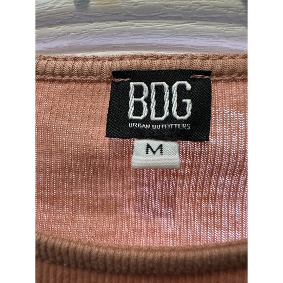 BDG Urban Outfitter Rose Dawn Pull Over Crop Top Sz Med Micro Ribbed - Picture 3 of 4